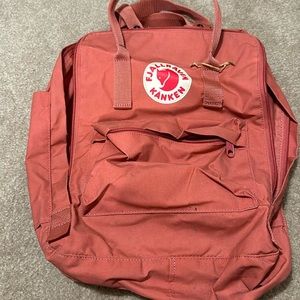 Kanken bag fjallraven pink ish